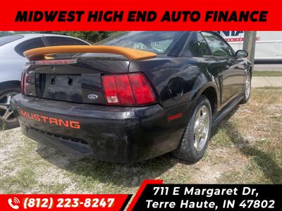 2004 Ford Mustang   - Photo 2 - Terre Haute, IN 47802