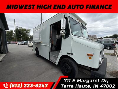2002 Freightliner MT45 Chassis - Photo 1 - Terre Haute, IN 47802