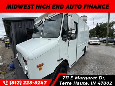 2002 Freightliner MT45 Chassis - Photo 2 - Terre Haute, IN 47802