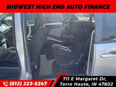2016 Dodge Grand Caravan American Value Package   - Photo 7 - Terre Haute, IN 47802