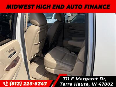 2013 Cadillac Escalade ESV Luxury - Photo 4 - Terre Haute, IN 47802