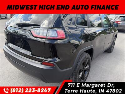 2020 Jeep Cherokee Latitude Plus - Photo 2 - Terre Haute, IN 47802