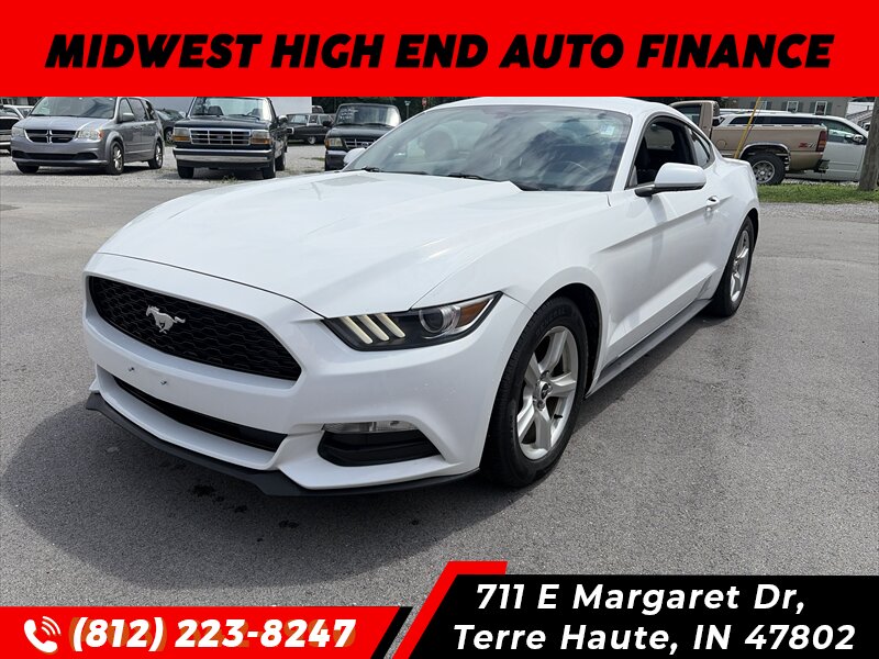 2017 Ford Mustang V6   - Photo 1 - Terre Haute, IN 47802