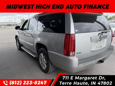 2010 Cadillac Escalade ESV   - Photo 3 - Terre Haute, IN 47802