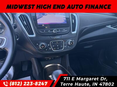 2023 Chevrolet Malibu LT   - Photo 10 - Terre Haute, IN 47802