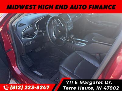 2023 Chevrolet Malibu LT   - Photo 8 - Terre Haute, IN 47802