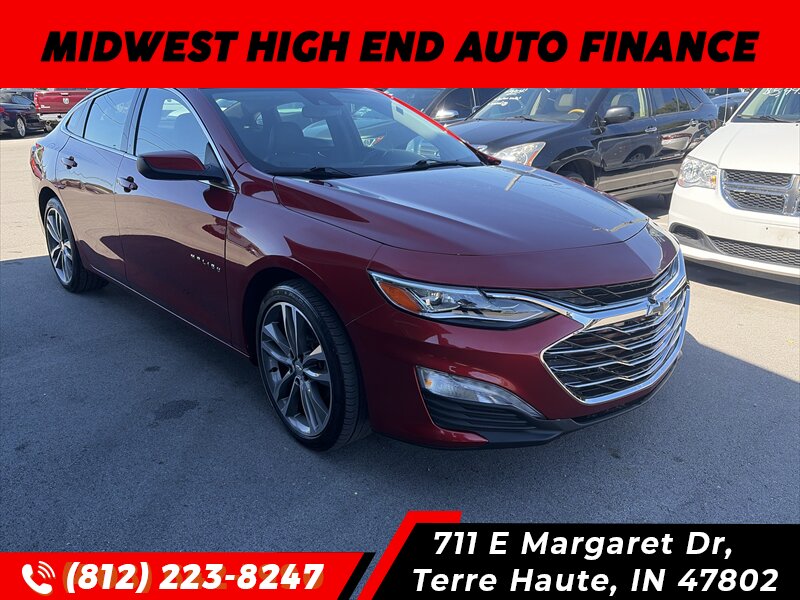 2023 Chevrolet Malibu LT   - Photo 1 - Terre Haute, IN 47802