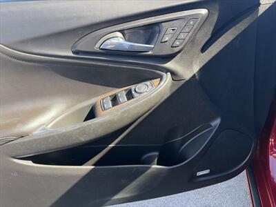 2023 Chevrolet Malibu LT   - Photo 11 - Terre Haute, IN 47802