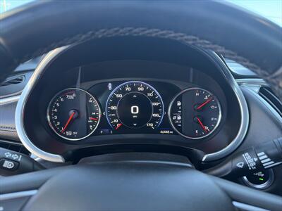2023 Chevrolet Malibu LT   - Photo 9 - Terre Haute, IN 47802
