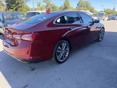 2023 Chevrolet Malibu LT   - Photo 3 - Terre Haute, IN 47802