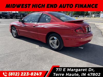 2004 Pontiac Sunfire - Photo 3 - Terre Haute, IN 47802