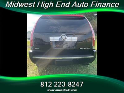 2011 Cadillac Escalade Premium   - Photo 4 - Terre Haute, IN 47802