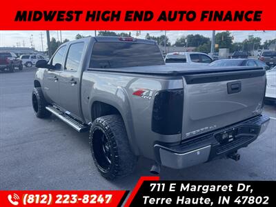 2013 GMC Sierra 1500 SLE   - Photo 3 - Terre Haute, IN 47802