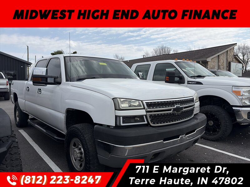 2005 Chevrolet Silverado 2500HD LS   - Photo 1 - Terre Haute, IN 47802