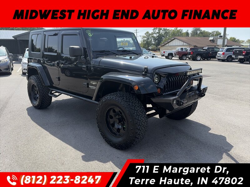 2010 Jeep Wrangler Unlimited Sahara   - Photo 1 - Terre Haute, IN 47802