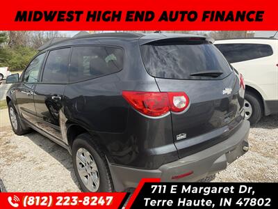 2012 Chevrolet Traverse LS   - Photo 3 - Terre Haute, IN 47802