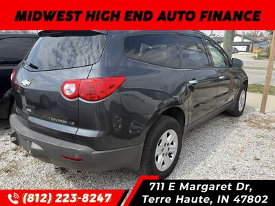 2012 Chevrolet Traverse LS   - Photo 4 - Terre Haute, IN 47802