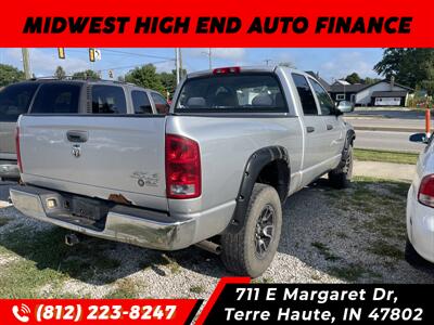 2005 Dodge Ram 1500 ST 4dr Quad Cab ST   - Photo 2 - Terre Haute, IN 47802