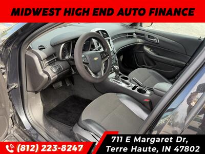 2015 Chevrolet Malibu LT   - Photo 5 - Terre Haute, IN 47802