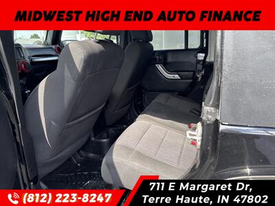 2012 Jeep Wrangler Unlimited Sahara   - Photo 6 - Terre Haute, IN 47802