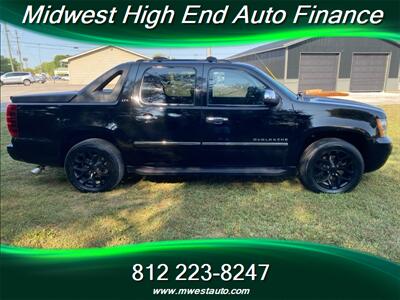 2011 Chevrolet Avalanche LTZ   - Photo 4 - Terre Haute, IN 47802