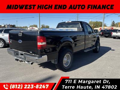 2006 Ford F-150 XL XL 2dr Regular Cab   - Photo 2 - Terre Haute, IN 47802