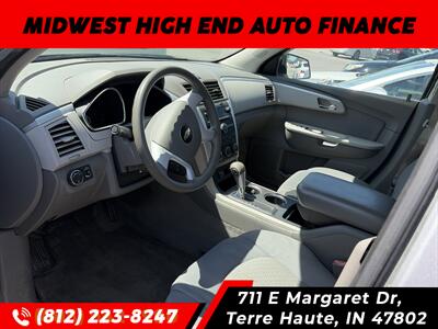 2012 Chevrolet Traverse LS   - Photo 5 - Terre Haute, IN 47802