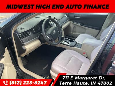 2012 Toyota Camry LE   - Photo 5 - Terre Haute, IN 47802