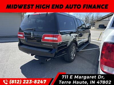 2012 Lincoln Navigator L   - Photo 2 - Terre Haute, IN 47802