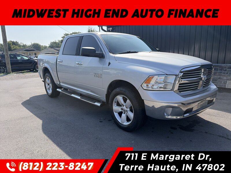 2015 RAM 1500 SLT   - Photo 1 - Terre Haute, IN 47802