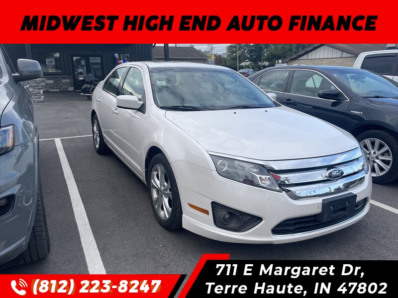 2012 Ford Fusion SE - Photo 1 - Terre Haute, IN 47802