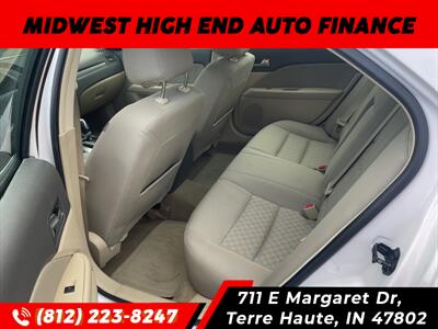 2012 Ford Fusion SE   - Photo 6 - Terre Haute, IN 47802