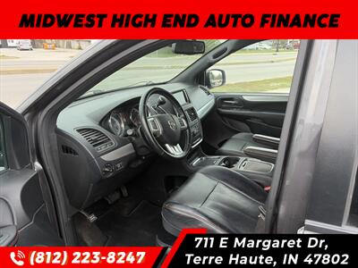 2019 Dodge Grand Caravan GT   - Photo 5 - Terre Haute, IN 47802