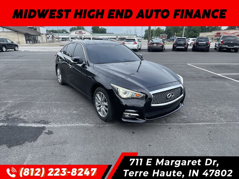 2015 INFINITI Q50  