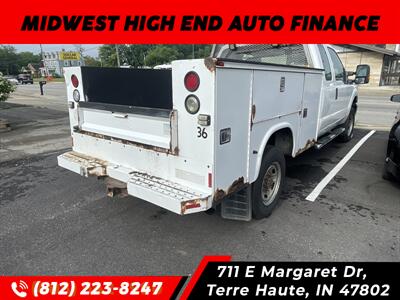 2011 Ford F-350 Super Duty XL   - Photo 2 - Terre Haute, IN 47802