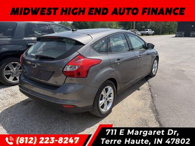 2013 Ford Focus SE - Photo 2 - Terre Haute, IN 47802