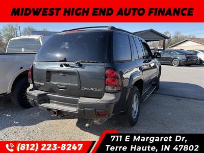 2004 Chevrolet Trailblazer LS   - Photo 2 - Terre Haute, IN 47802