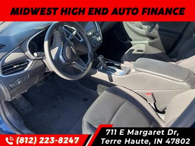 2019 Chevrolet Malibu LS   - Photo 5 - Terre Haute, IN 47802