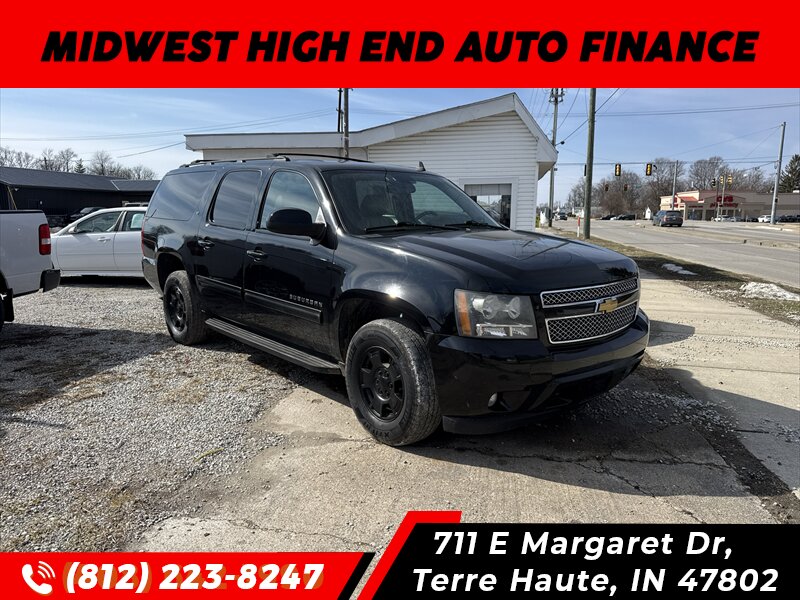 2010 Chevrolet Suburban LT   - Photo 1 - Terre Haute, IN 47802