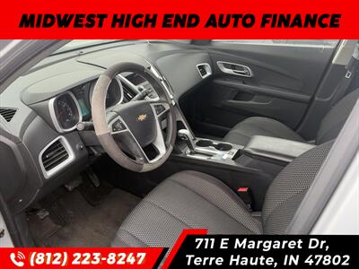 2010 Chevrolet Equinox LT   - Photo 5 - Terre Haute, IN 47802