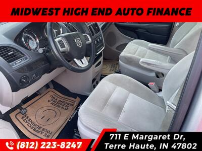 2016 Dodge Grand Caravan American Value Package   - Photo 5 - Terre Haute, IN 47802