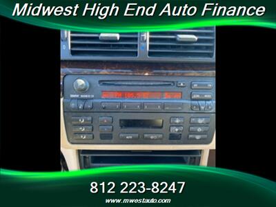 2004 BMW 325i   - Photo 13 - Terre Haute, IN 47802