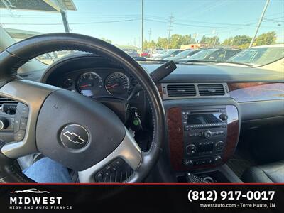 2013 Chevrolet Tahoe LT   - Photo 12 - Terre Haute, IN 47802