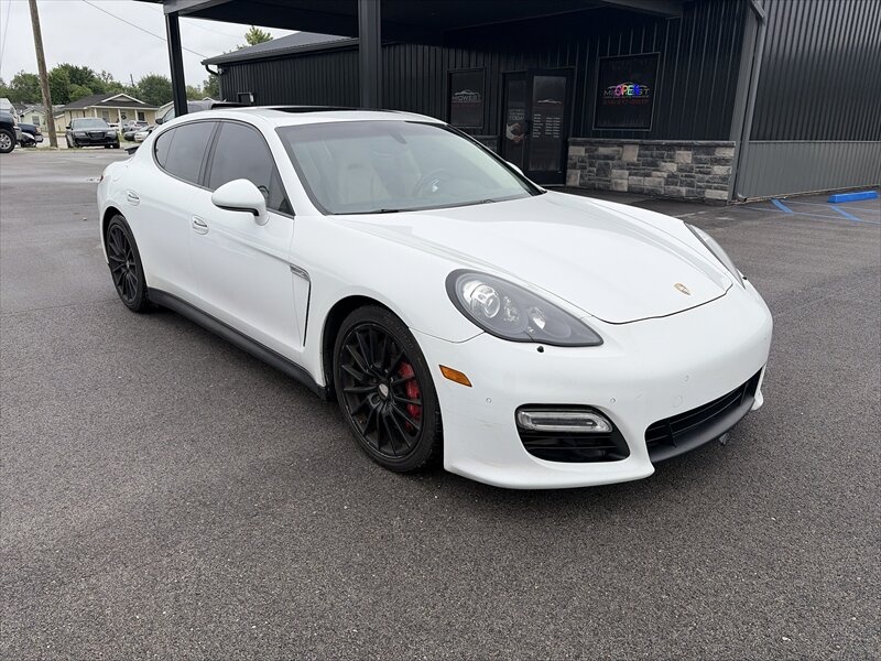 2013 Porsche Panamera GTS