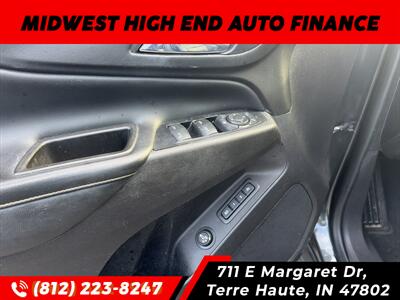 2018 Chevrolet Equinox Premier   - Photo 8 - Terre Haute, IN 47802