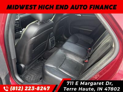 2017 Chrysler 300C   - Photo 6 - Terre Haute, IN 47802