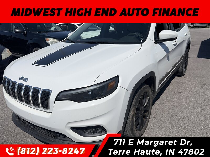 2021 Jeep Cherokee Latitude   - Photo 1 - Terre Haute, IN 47802