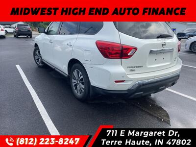 2018 Nissan Pathfinder SL   - Photo 4 - Terre Haute, IN 47802