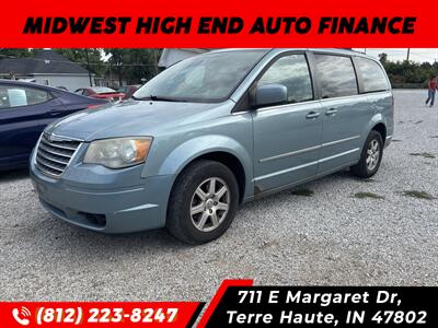 2010 Chrysler Town & Country Touring - Photo 4 - Terre Haute, IN 47802