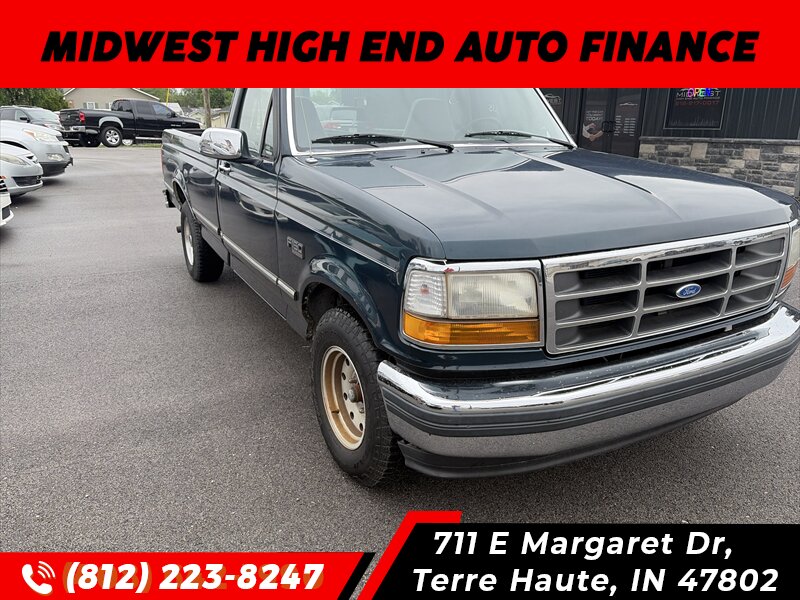 1995 Ford F-150 Special   - Photo 1 - Terre Haute, IN 47802